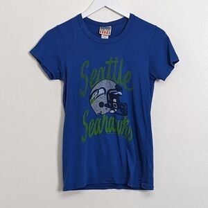 Junk Food Seattle Seahawks Small Blue Short Sleeve T-shirt